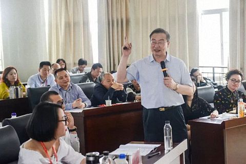 江西財(cái)經(jīng)大學(xué)EMBA總裁研修班70期開學(xué)典禮預(yù)告暨第一堂課——于寶剛教授《資本運(yùn)營(yíng)》邀請(qǐng)函
