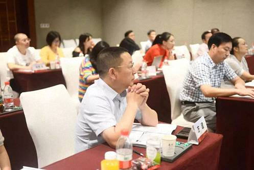 當今企業之間的競爭，是商業模式的競爭！——劉圻教授《商業模式設計與公司價值創造》課程圓滿結束702.jpg