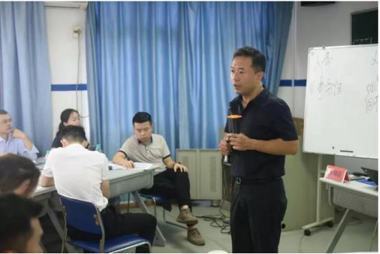 【學院動態(tài)】人力資源管理到底怎么管？ ——蔡毅臣老師《決策者的人力資源管理》課程圓滿結束639.jpg