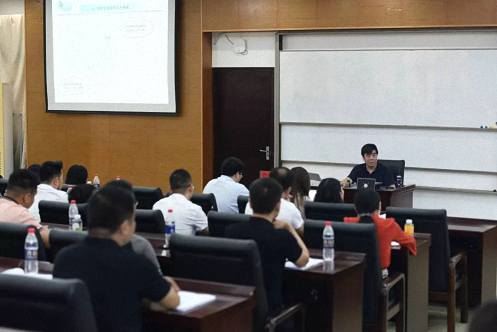 如何提升員工的工作滿意度，實現利益共享？ ——江西財大EMBA總裁班許玉林教授《組織行為學》課程圓滿結束 472.jpg