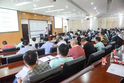 江西財大EMBA總裁班課程優(yōu)勢與特色介紹160.jpg