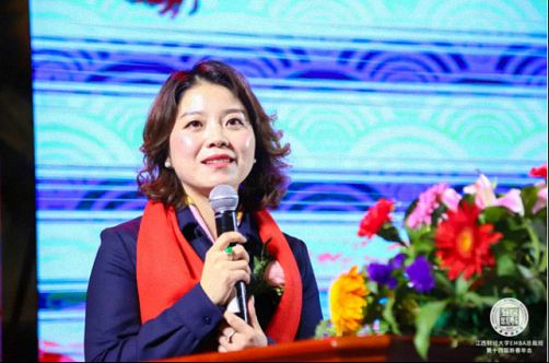年會丨超越·蝶變·升華——江西財經大學EMBA總裁班第十四屆新春年會回顧1005.jpg
