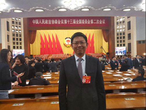 全國兩會上的江財聲音丨全國政協委員、江西財經大學EMBA總裁15班 張華榮：建議在贛州建設中國工農紅軍長征紀念館200.jpg
