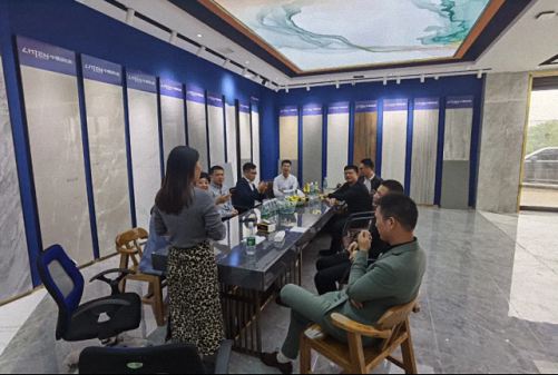 同路同行，互訪學習——走訪江西財大EMBA總裁73班高安地區的標桿企業480.jpg