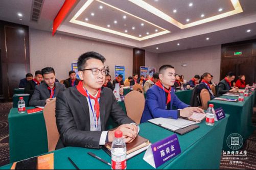 百戰歸來再讀書｜江西財大EMBA贛州總裁23班開學典禮圓滿舉行1525.jpg