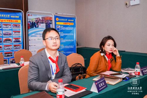 百戰歸來再讀書｜江西財大EMBA贛州總裁23班開學典禮圓滿舉行1734.jpg