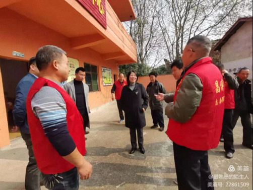公益丨同學同行 向上向善——記江財總裁72班樟樹市昌付鎮下房村委樂齡中心公益活動圓滿結束482.jpg