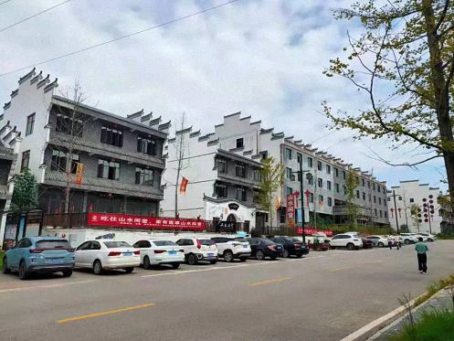 清心總遇高朋聚，巖韻多遇雅士來 ——記走訪江財總裁53班段巖同學企業余干縣金茂置業發展有限公司127.jpg