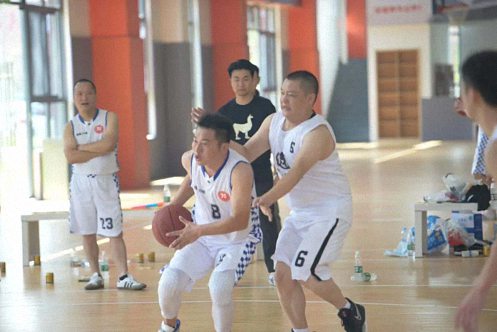 無(wú)籃球，不兄弟丨江西財(cái)經(jīng)大學(xué)EMBA總裁班“燃青春·籃不住——3V3籃球聯(lián)誼賽”圓滿結(jié)束507.jpg