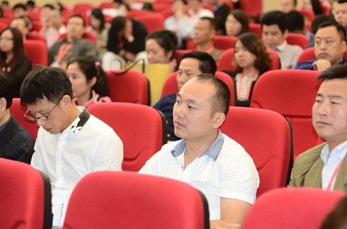 【返校日預告】江西財經大學工商管理學院（MBA教育學院）第六屆返校日《雙循環經濟格局與中國經濟發展》主題論壇預告700.jpg