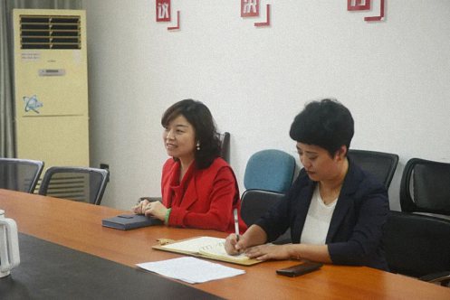 【中心動態】我校工商管理學院胡海波院長一行到EDP中心調研指導工作94.jpg