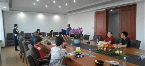 【學員走訪】愿歲并謝，與長友兮——江西財大EDP中心師生走訪新商界13班魏德福同學388.jpg