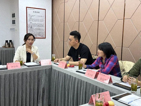 【學員走訪】記走訪江西財大新商界83班琚冰同學所在單位江西瀛洪仁律師事務所570.jpg