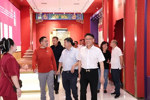 【學員走訪】江財新商界1班師生走訪聶吉利同學企業——中恒建設集團有限公司338.jpg