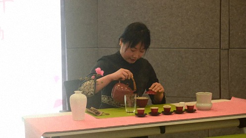 【中心動態】江財新商界“三八”婦女節珍珠DIY活動圓滿舉行364.jpg