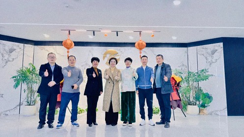 江財新商界“聽心聲、促發展”暖企師生走訪團⑦——江西省跨境電商產業基地