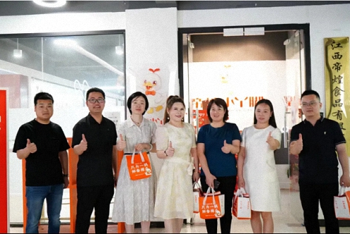 江西財(cái)大新商界91班新同學(xué)走訪交流