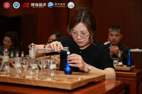 【班級活動】走進洋河，探尋匠心——江財新商界91班赴洋河股份參訪學習之旅1137.jpg